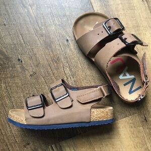 Nautica Kids Brown Velcro Sandal size 9
